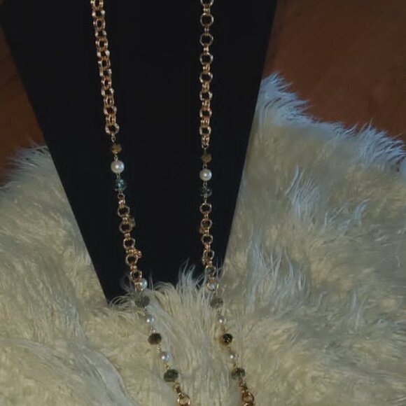 💃 Gold tone Imitation Pearl, Flower Currency & Bead Strand Necklace. 🌴 - Picture 3 of 9